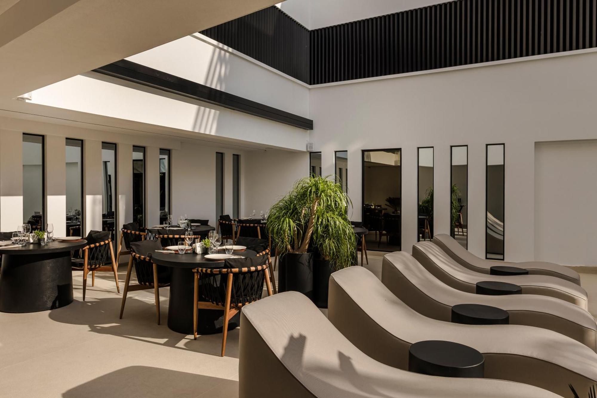 Casaly Hotel & Spa 아르고스톨리온 외부 사진